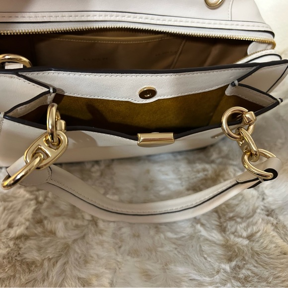 ๐ Coach Dreamer 21 ๐Satchel w/ Multicolor Studs. Your perfect fall bag!! NWOT - Picture 11 of 13